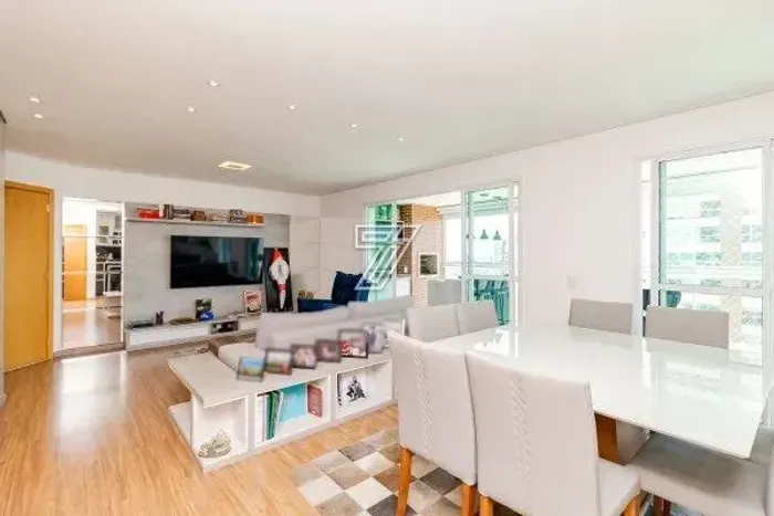 Apartamento a venda  Campo Comprido possui 126 m2 com 3 quartos 2 vagas garagem