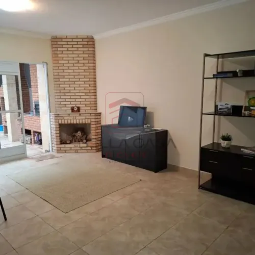 Sobrado na Vila Prudente - 124m2 - 3 dormitórios - 1 suíte- 2 vagas de garagem