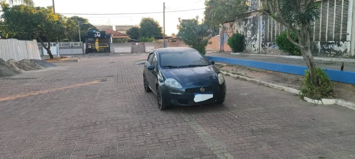 Fiat Punto Attractive 1.4 Fire Flex 8V 5P 2011
