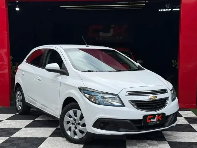 Chevrolet Onix Hatch LT 1.4 8V Flex Power Mec. 4P 2014