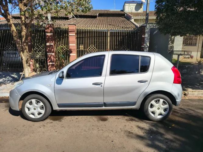 Renault Sandero Expression Hi-flex 1.6 8V 5P 2013