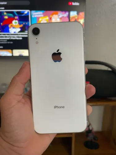 Vendo ou troco iPhone XR 64GB todo original
