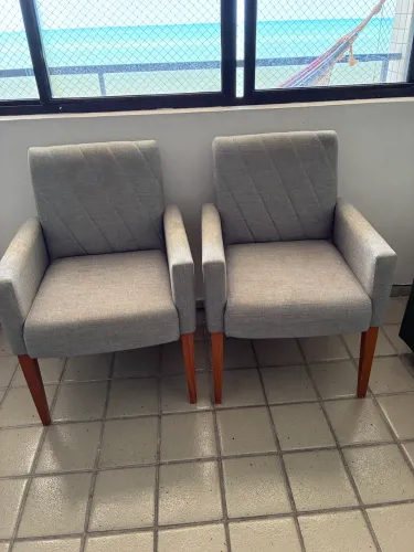 POLTRONAS (as duas por R$ 410)