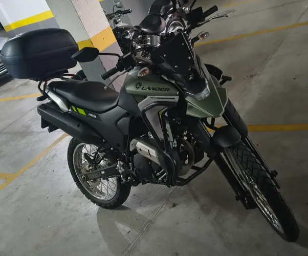 Yamaha Lander connected 2025