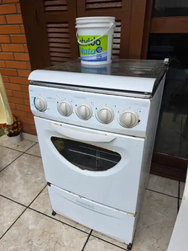 Fogão 4 bocas 