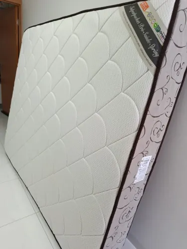 Colchão Queen