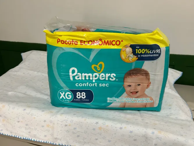 Fralda Pampers 