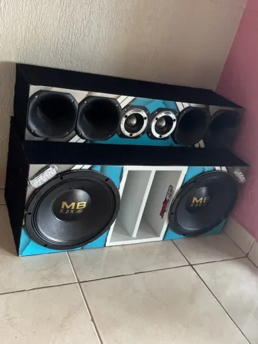 Som Automotivo Completo - Alto-Falantes MB 2.2