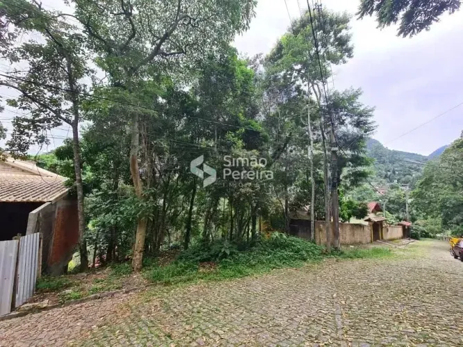 Terreno em condomínio à Venda, Retiro, Petrópolis, RJ