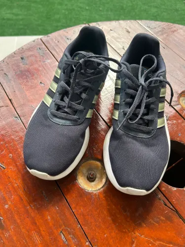 Tênis adidas 37 