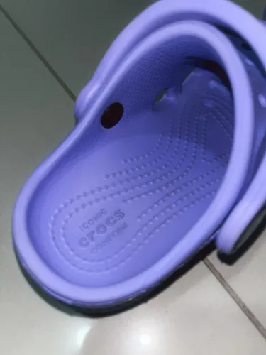 Sandália original infantil da Crocs