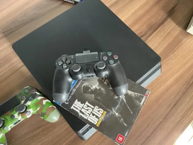 Ps4 slim 500gb + hd de 1tb