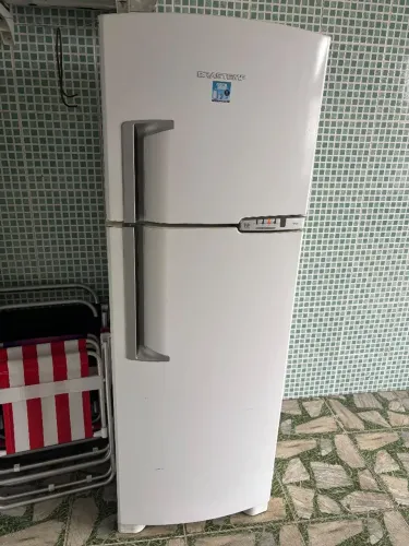 Geladeira Brastemp Frost Free 360l 110v dependendo entrego
