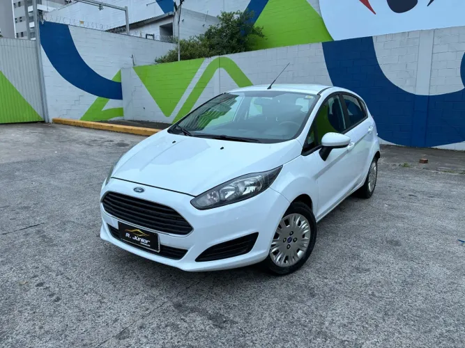 Ford Fiesta 1.5 16V Flex Mec. 5P 2015