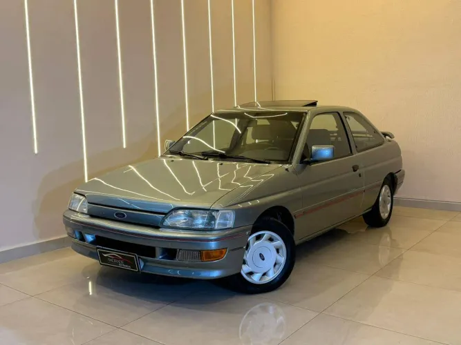 Ford Escort XR3 2.0i 1993