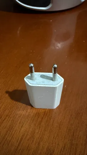 Vendo fonte original da Apple 5 W funcionando bem 30 reais