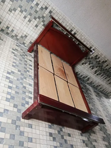 Cama madeira pura uma de solteiro duas de casal