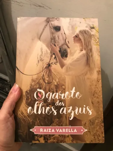 Livro O Garoto dos Olhos Azuis