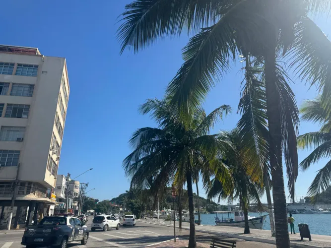 Apartamento 2 Quartos no Canal de Cabo Frio | Centro