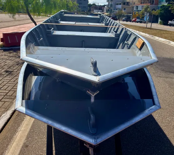 BOTE DE ALUMÍNIO NOVO