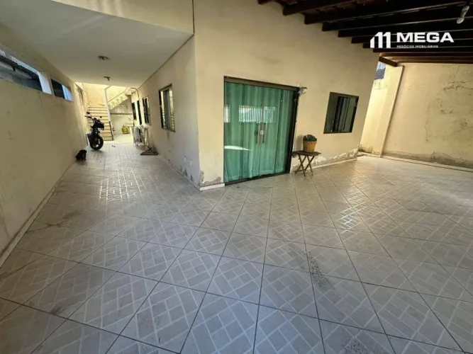 Casa com 3 dormitórios à venda, 250 m² por R$ 795.000,00 - Santos Dumont - Vila Velha/ES