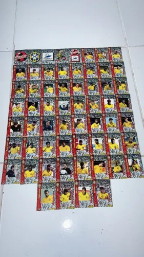 Álbuns, pôster e Fut cards completos