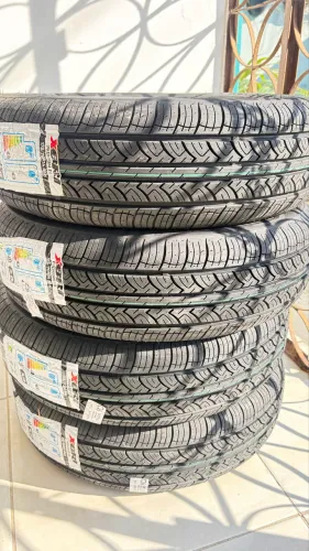 4 pneus 175/70 R14 XBRI PREMIUM