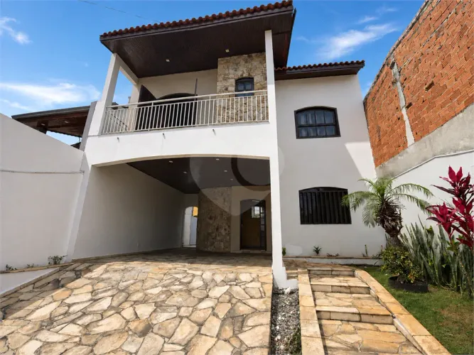 Casa à venda com 4 quartos em Votorantim SP