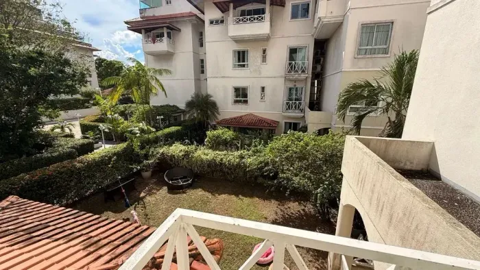Duplex para venda possui 218 metros quadrados com 3 quartos em Flores - Manaus - AM
