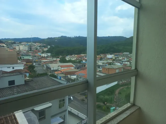 Apartamento para venda possui 99 metros quadrados com 3 quartos em Jardim Brasil - São Roq