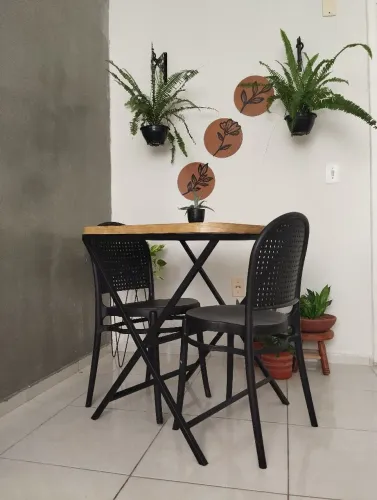 Mesa em Metalon com cadeiras