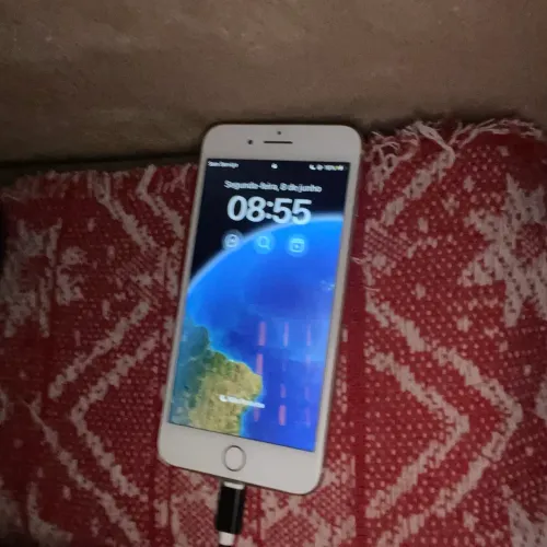 iPhone 8 Plus