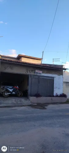 Vende-se casa no Cascavel cê no alto luminoso na rua do colégio padre Arimatéia Diniz 