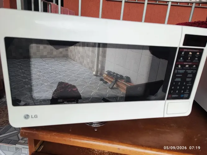 Microondas LG 30 litros 127 volts