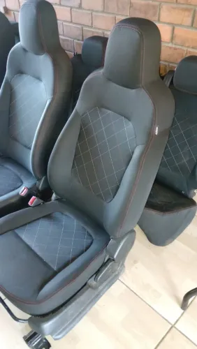 Bancos automotivos