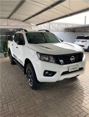 Nissan Frontier Attac.cd 4X4 2.3 Bi-TB Die. AUT 2021