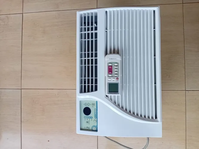 Ar de janela 7000btus 220v