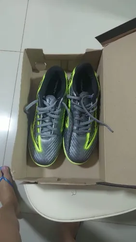 Chuteira soçaite futsal