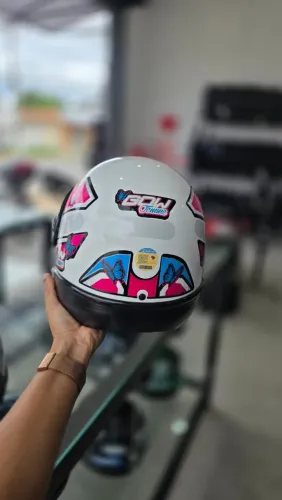 Capacete gow estilo san marino