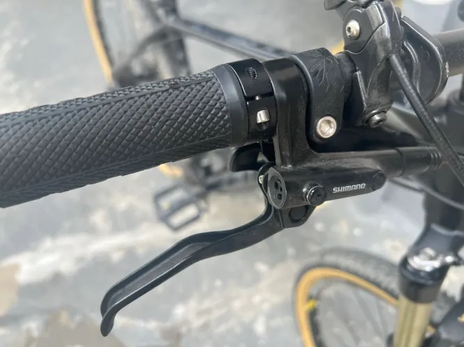Bike aro 29 com kit sram e shimano