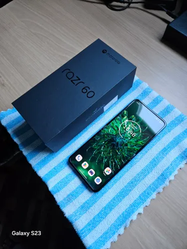 Motorola Razr 60
