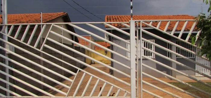ALUGO CASA RESIDENCIAL PADOVA - REGIÃO DO CPA
