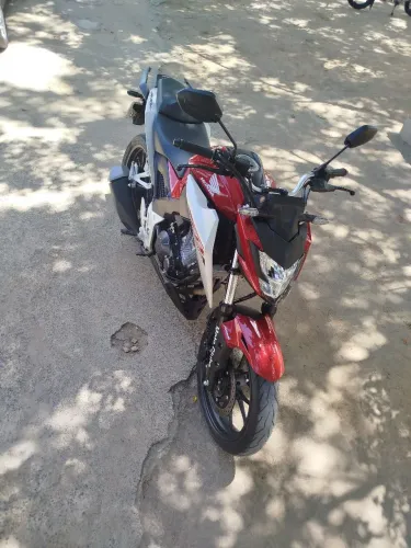 Moto cb 300f