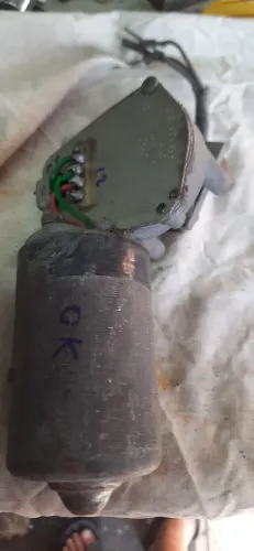 Motor do limpador para gol e voiage antigo em ótimo estado. 