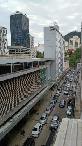 Apartamento Quarto e Sala REFORMADO Centro.