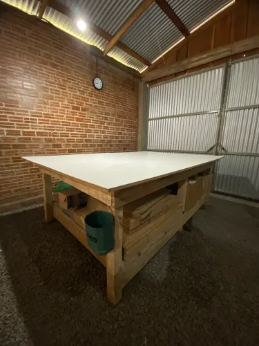 Mesa para corte de confecção 