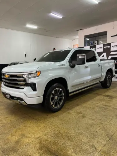 Chevrolet Silverado High Country 5.3 V8 AWD Aut. 2026