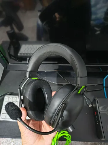 Vendo Headset Razer Blackshark V2 X impecavel