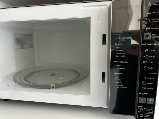 Micro Ondas Bratemp 32 litros Inox
