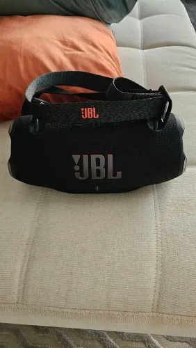 JBL xtreme 4 